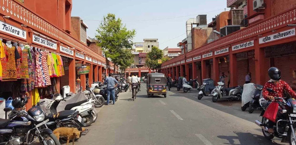 Bapu Bazaar, Jaipur, Rajasthan - Vushii.com Bapu Bazaar, Jaipur, Rajasthan - Vushii.com